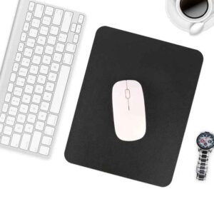 black rubber mouse pad
