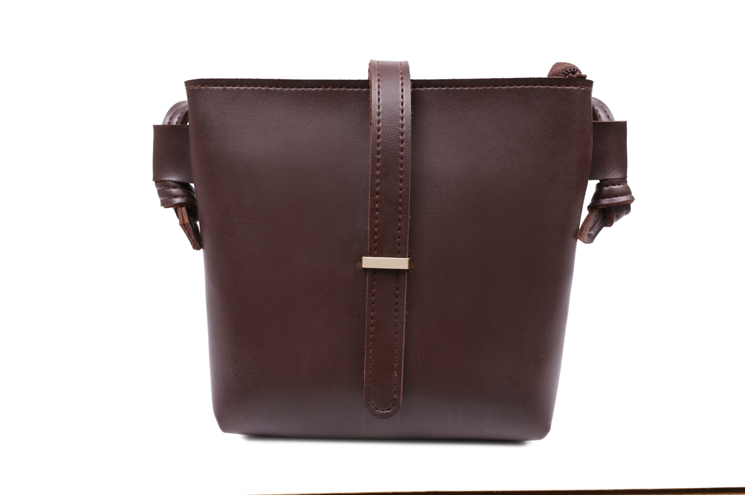 Everyday Classic Crossbody Bag - Image 4